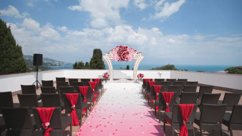 Destination Weddings on a Budget Maximizing Personal Loans for a Picture Perfect Ceremony